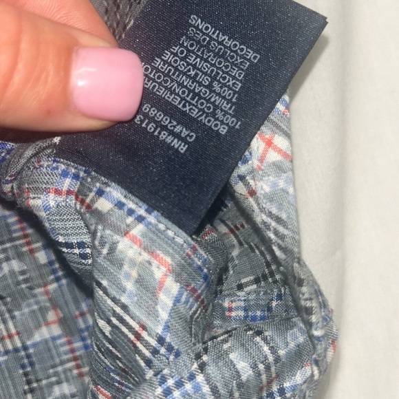 Robert Graham Blue and Red Plaid Button Down Shirt Embroidered - Picture 7 of 8